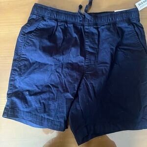 Draw string boys jogger shorts. Never worn. tag on. Navy blue